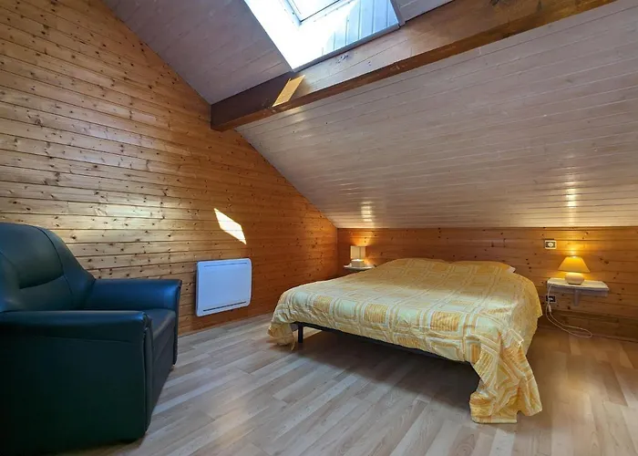 Holiday home Familial Avec Cheminee A - Fr-1-589-37